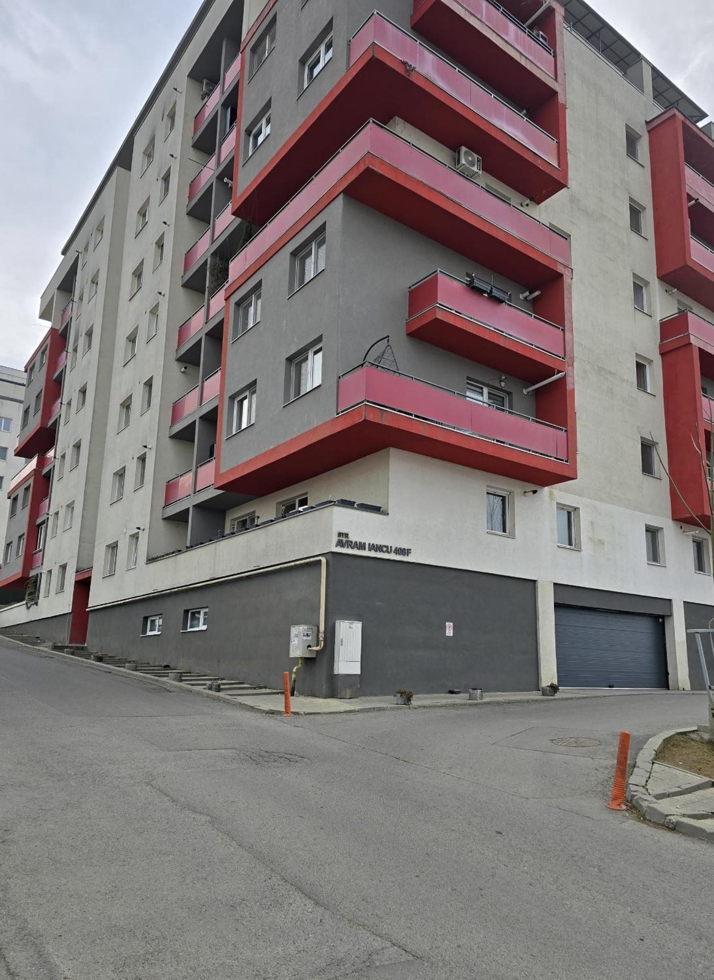 Gray Apartment Nearby Amethyst & Vivo Mall Floreşti Zewnętrze zdjęcie